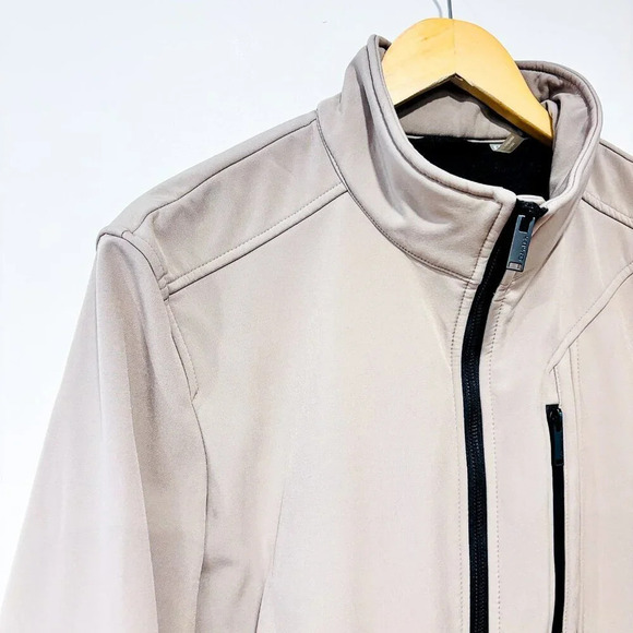 CALVIN KLEIN – Beige water-resistant jacket | Lightweight outdoor layer * - Picture 2 of 12